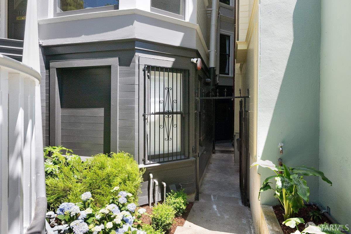 Detail Gallery Image 32 of 35 For 116 Lyon St #1,  San Francisco,  CA 94117 - 0 Beds | 1 Baths