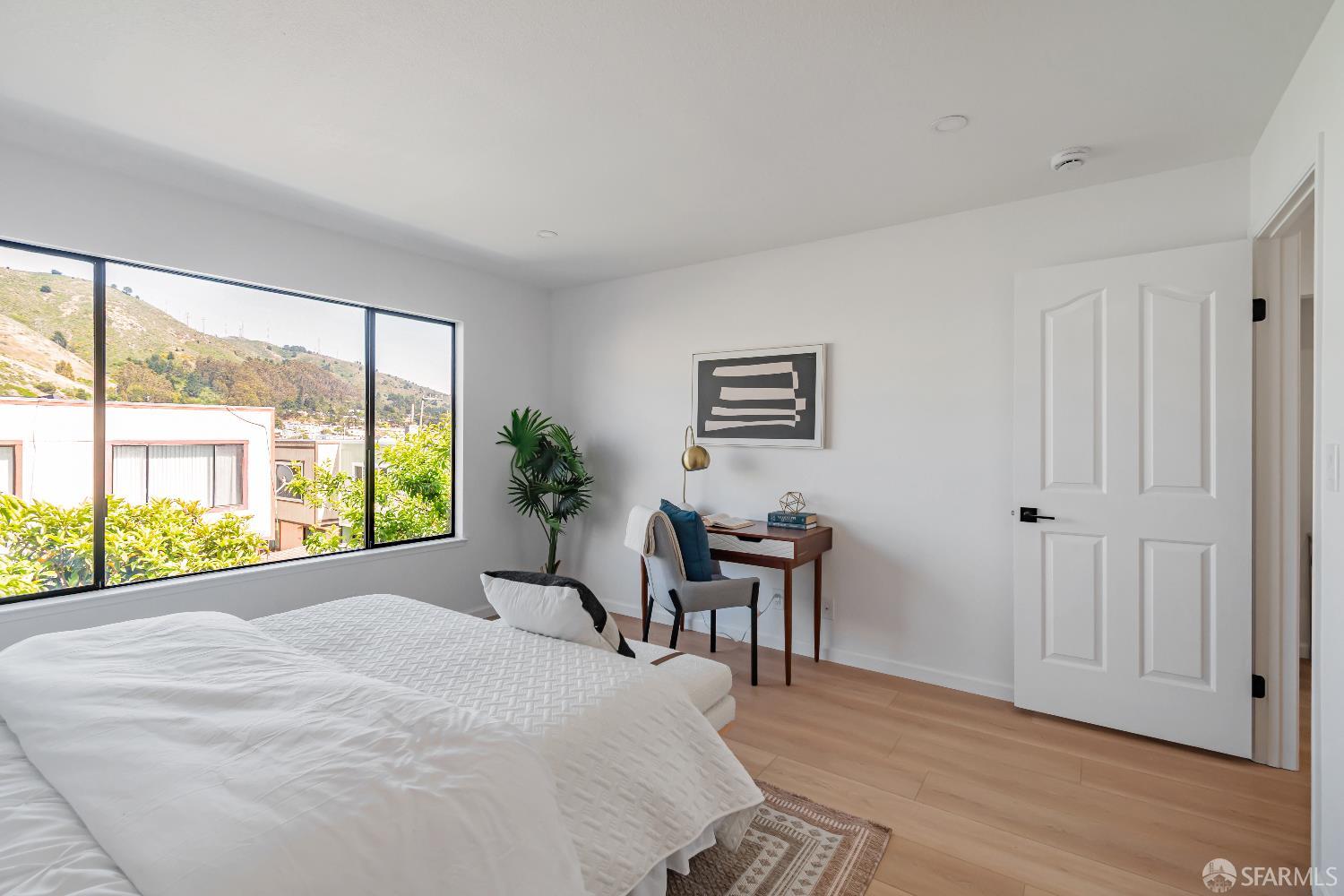 Detail Gallery Image 28 of 81 For 383 Abbot Ave, Daly City,  CA 94014 - 3 Beds | 3 Baths