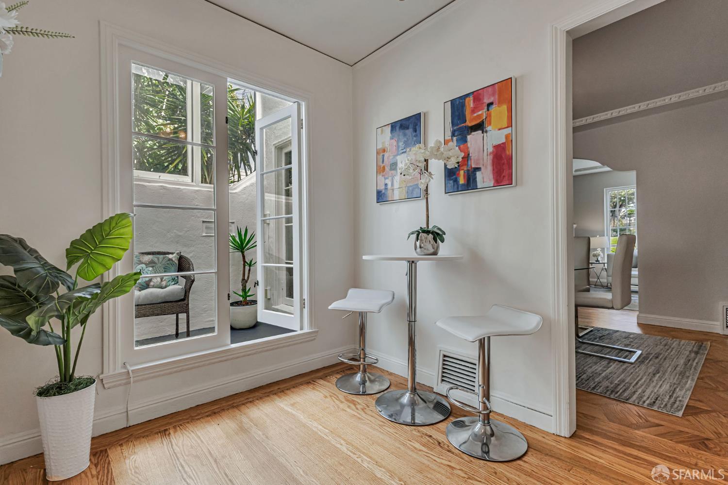 Detail Gallery Image 16 of 68 For 1722 Ortega St, San Francisco,  CA 94122 - 3 Beds | 2 Baths