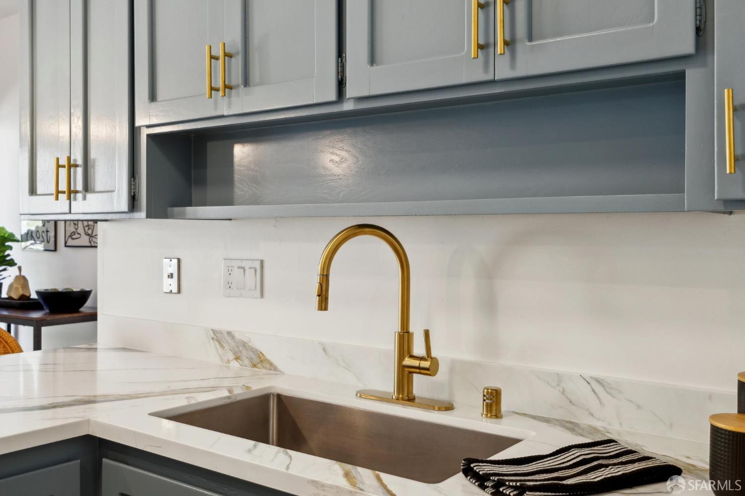 Detail Gallery Image 30 of 77 For 112 S Lake Merced Hls, San Francisco,  CA 94132 - 3 Beds | 2/1 Baths