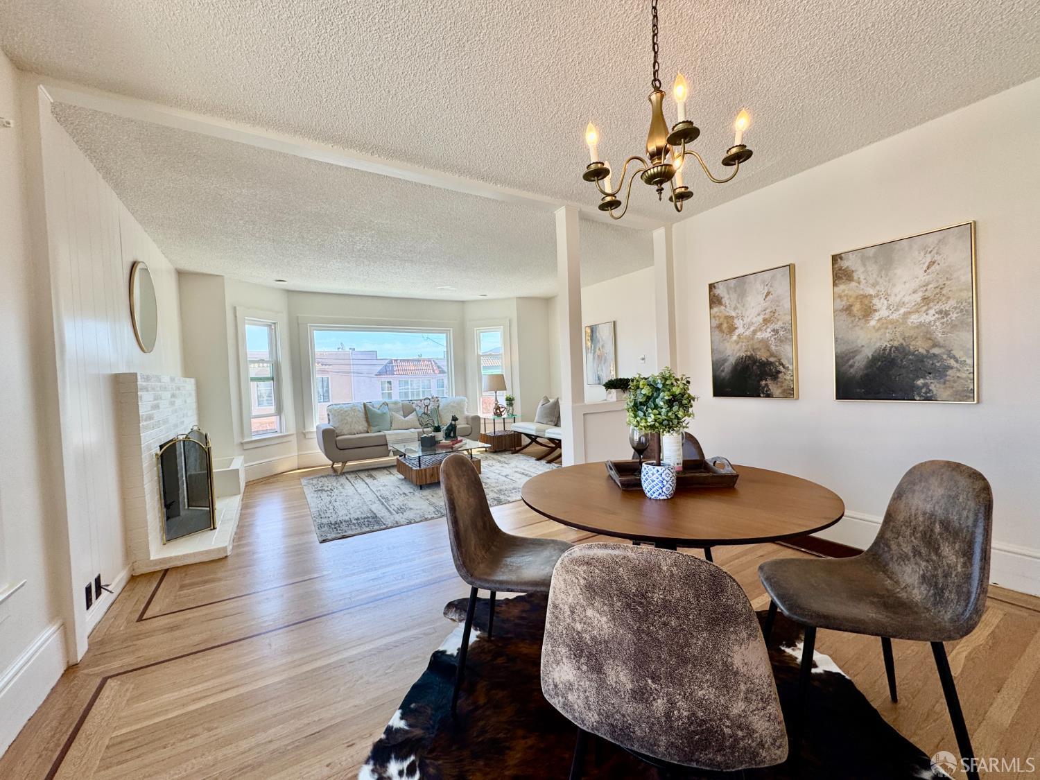 Detail Gallery Image 2 of 45 For 400 Holyoke St, San Francisco,  CA 94127 - 3 Beds | 2 Baths