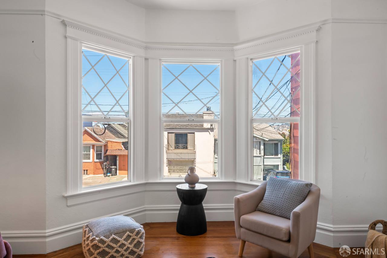 Detail Gallery Image 3 of 14 For 1221 Brunswick St, Daly City,  CA 94014 - 2 Beds | 1 Baths