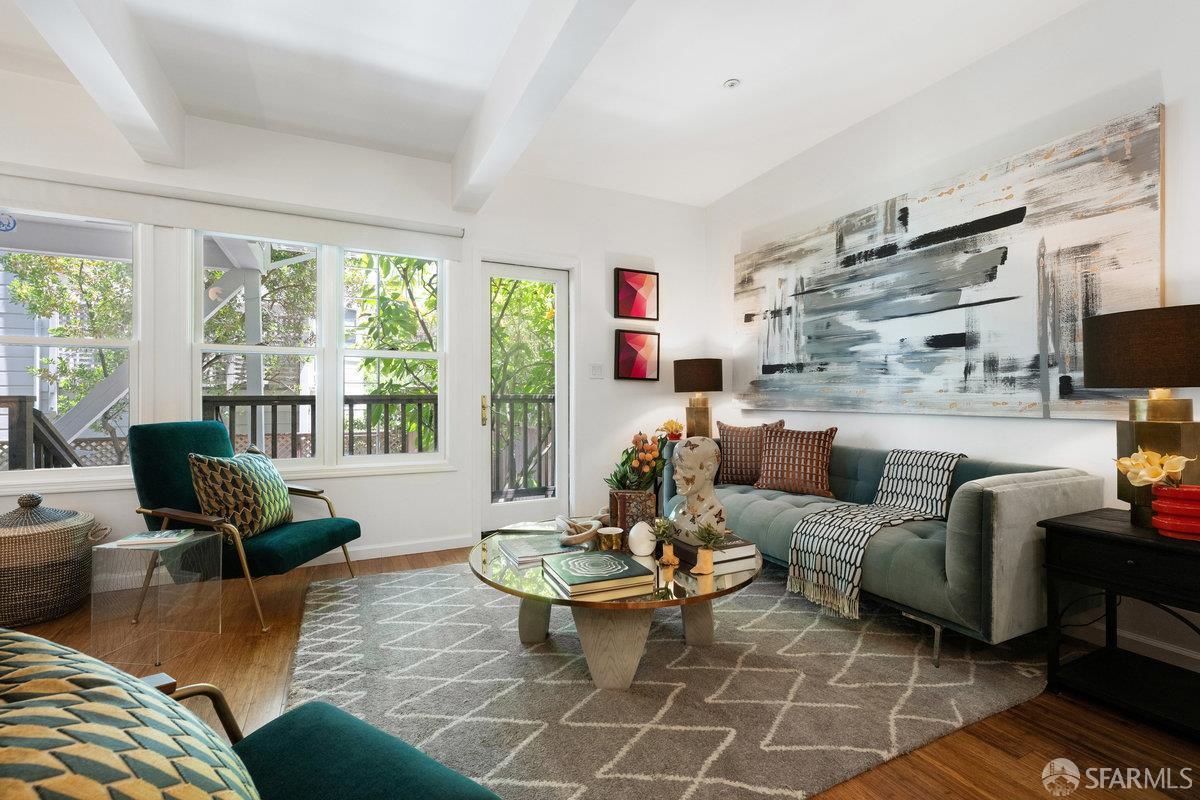 Detail Gallery Image 2 of 35 For 116 Lyon St #1,  San Francisco,  CA 94117 - 0 Beds | 1 Baths