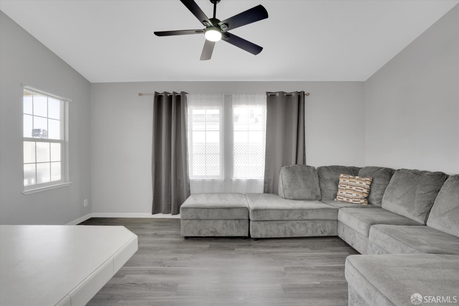 Detail Gallery Image 6 of 30 For 2240 Stillwell Dr, Hayward,  CA 94545 - 3 Beds | 2 Baths