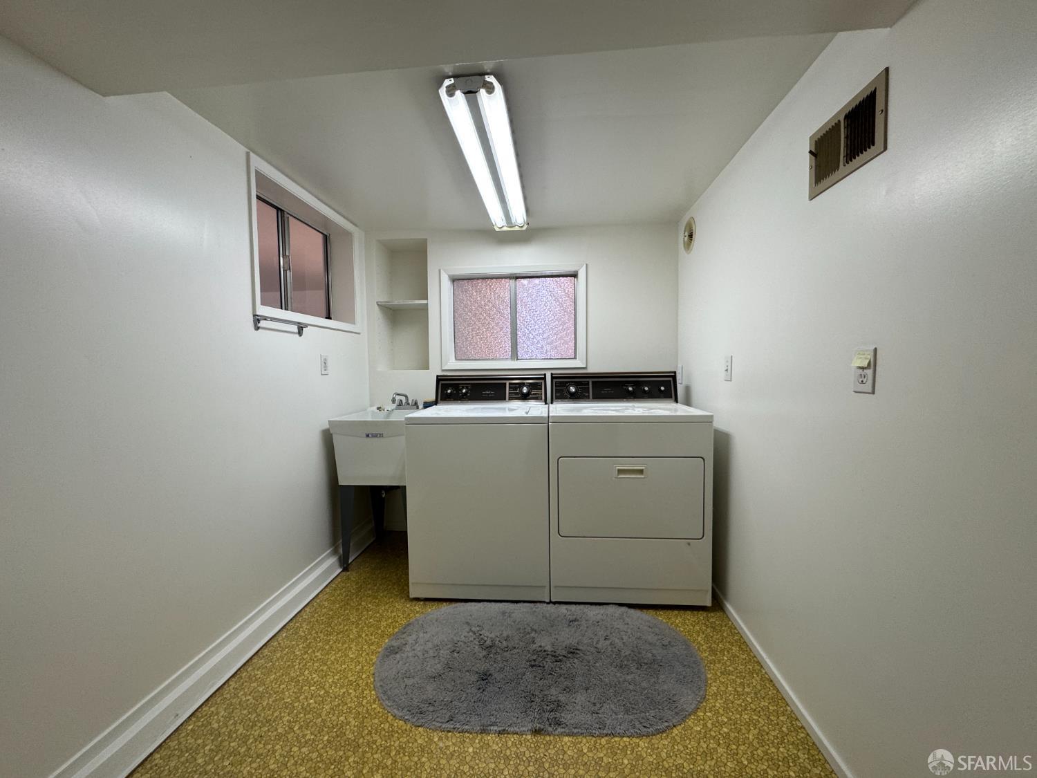 Detail Gallery Image 26 of 45 For 400 Holyoke St, San Francisco,  CA 94127 - 3 Beds | 2 Baths