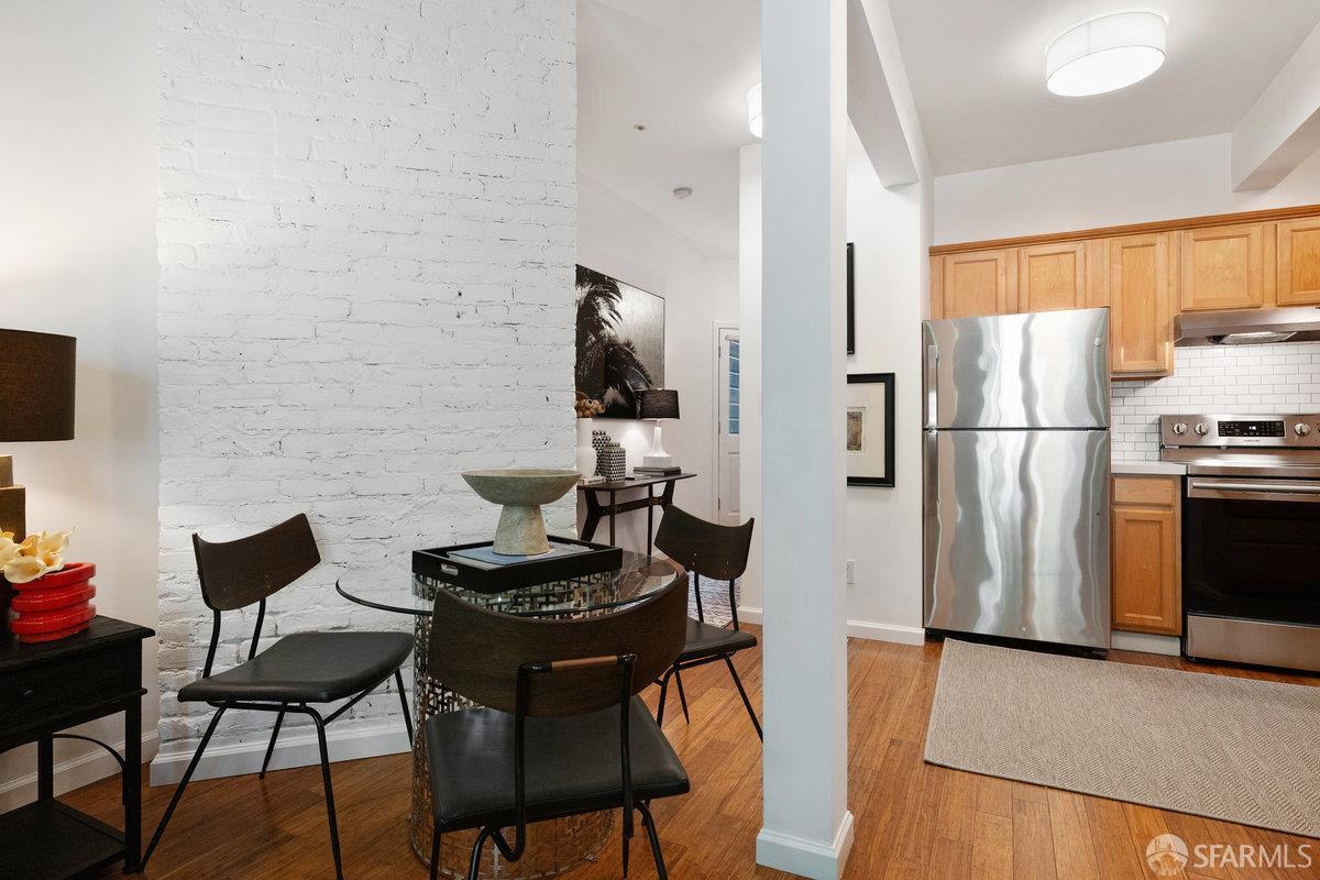 Detail Gallery Image 13 of 35 For 116 Lyon St #1,  San Francisco,  CA 94117 - 0 Beds | 1 Baths