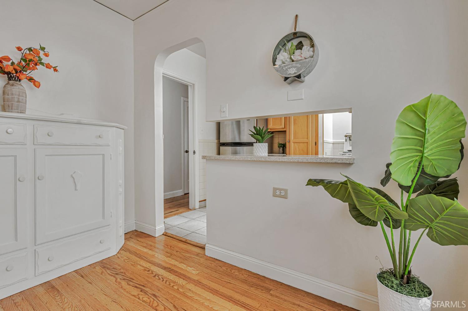 Detail Gallery Image 10 of 68 For 1722 Ortega St, San Francisco,  CA 94122 - 3 Beds | 2 Baths
