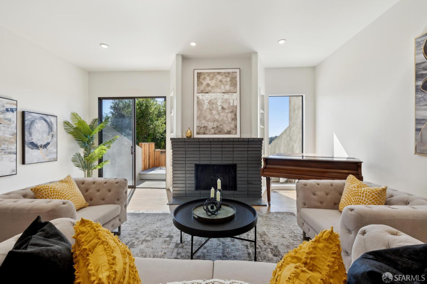 Detail Gallery Image 17 of 77 For 112 S Lake Merced Hls, San Francisco,  CA 94132 - 3 Beds | 2/1 Baths