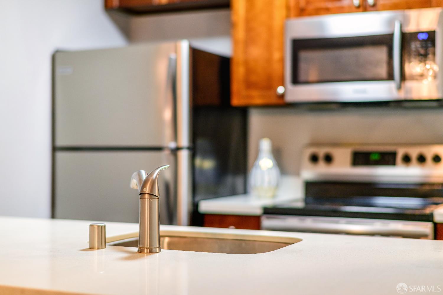 Detail Gallery Image 8 of 93 For 6148 Shelter Creek Ln, San Bruno,  CA 94066 - 1 Beds | 1 Baths