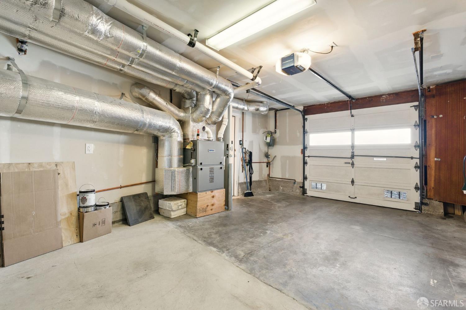 Detail Gallery Image 64 of 76 For 79 Meadowbrook Dr, San Francisco,  CA 94132 - 3 Beds | 2 Baths