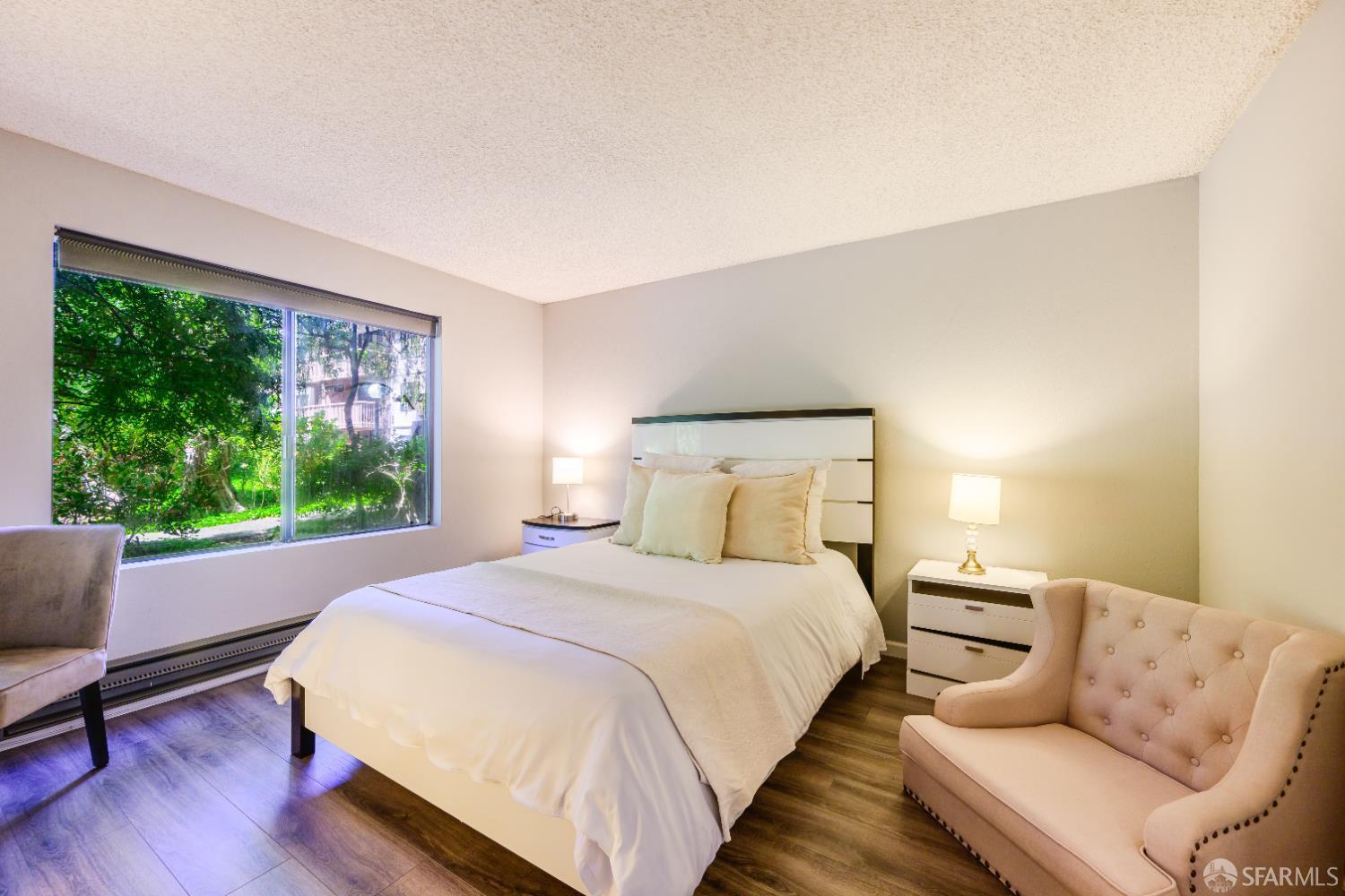 Detail Gallery Image 14 of 93 For 6148 Shelter Creek Ln, San Bruno,  CA 94066 - 1 Beds | 1 Baths