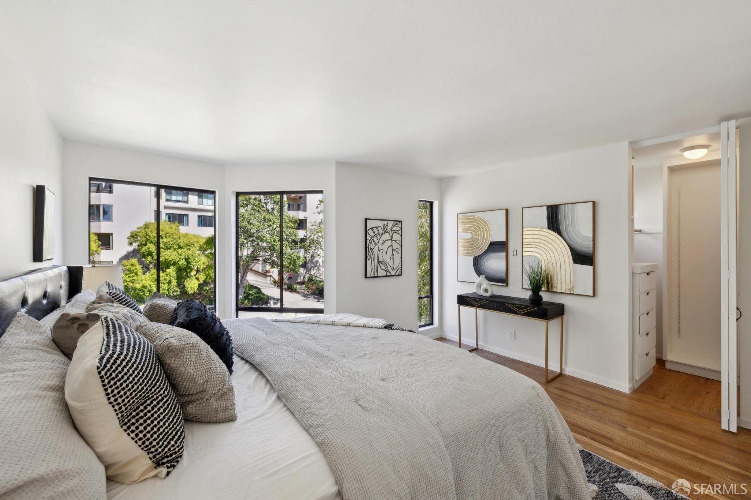 Detail Gallery Image 38 of 77 For 112 S Lake Merced Hls, San Francisco,  CA 94132 - 3 Beds | 2/1 Baths