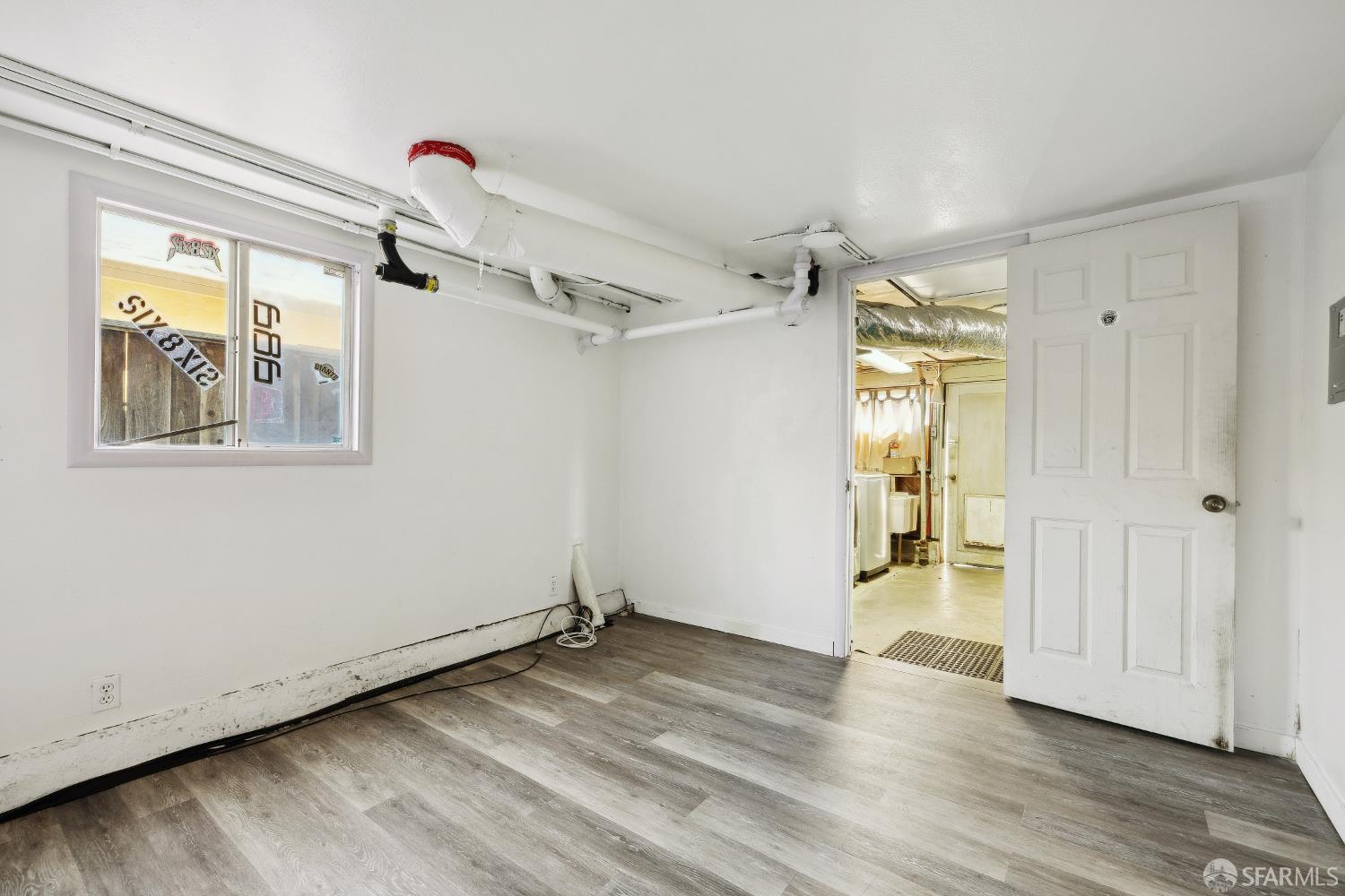 Detail Gallery Image 14 of 20 For 556 Cherry Ave, San Bruno,  CA 94066 - 2 Beds | 1 Baths