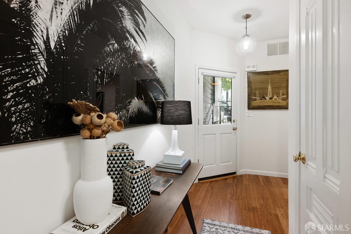 Detail Gallery Image 19 of 35 For 116 Lyon St #1,  San Francisco,  CA 94117 - 0 Beds | 1 Baths