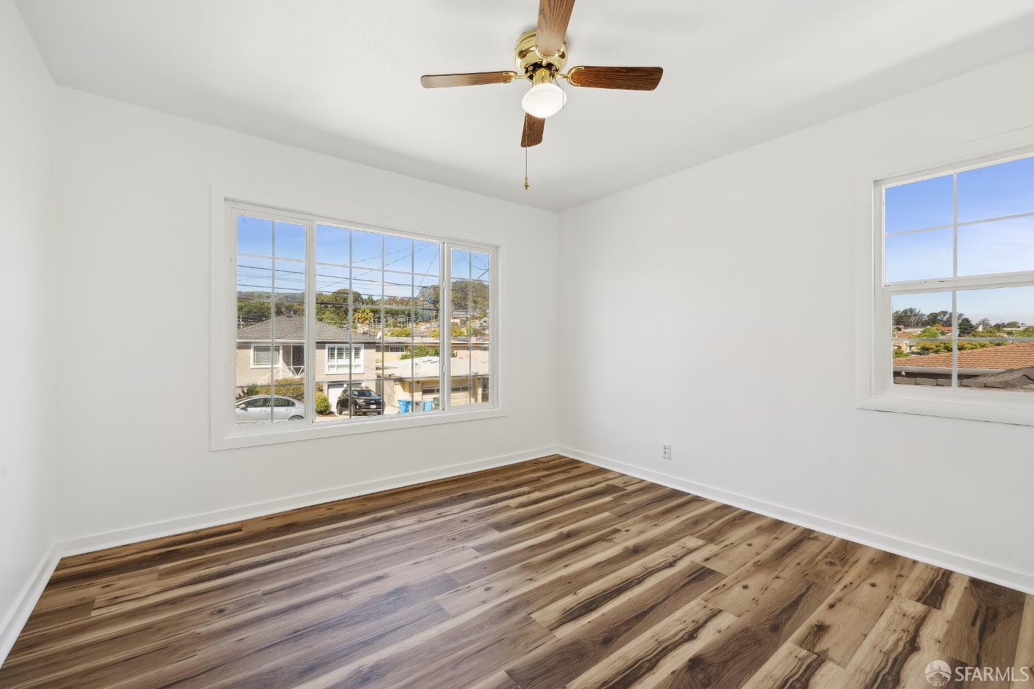 Detail Gallery Image 10 of 20 For 556 Cherry Ave, San Bruno,  CA 94066 - 2 Beds | 1 Baths