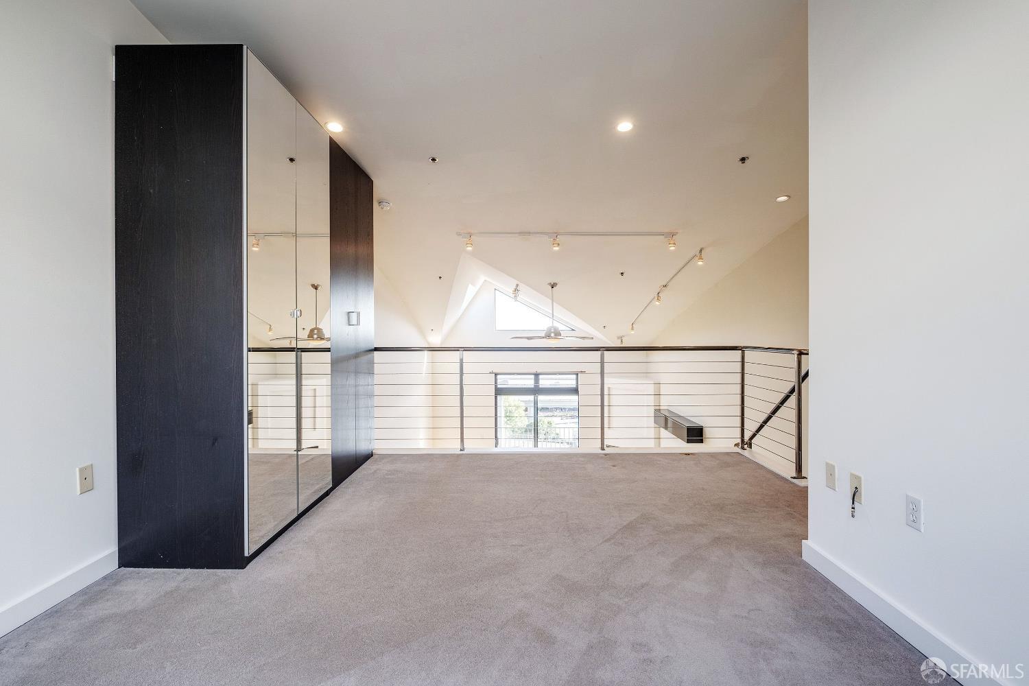 Detail Gallery Image 12 of 17 For 1047 Mississippi St, San Francisco,  CA 94107 - 1 Beds | 1/1 Baths