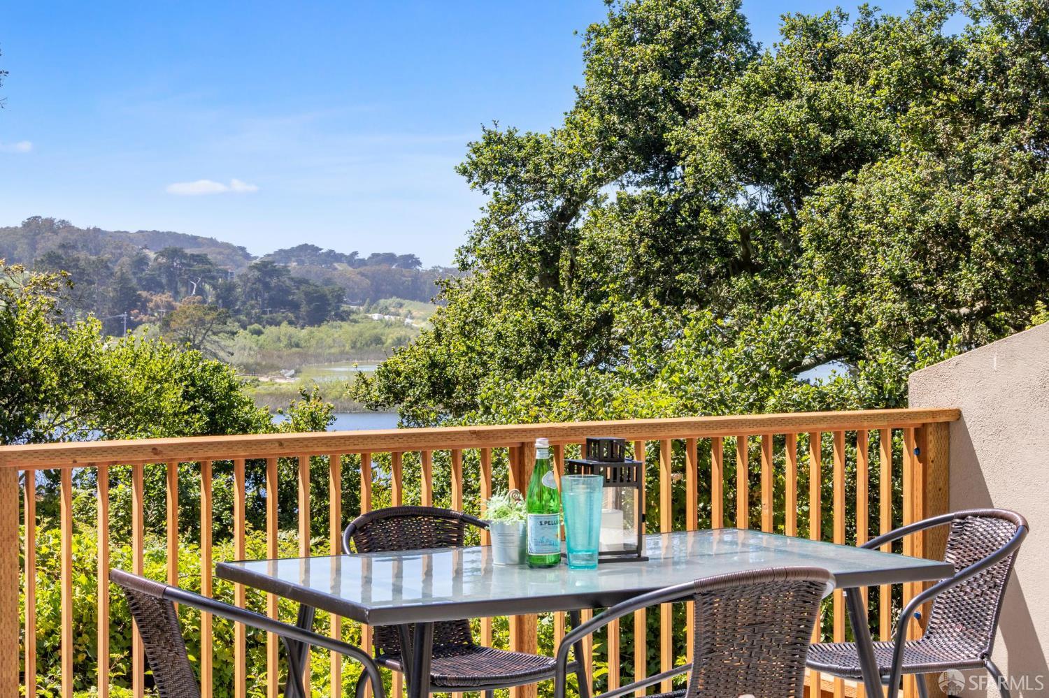 Detail Gallery Image 60 of 77 For 112 S Lake Merced Hls, San Francisco,  CA 94132 - 3 Beds | 2/1 Baths