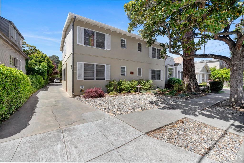 Detail Gallery Image 1 of 34 For 37 Lorton Ave, Burlingame,  CA 94010 - – Beds | – Baths