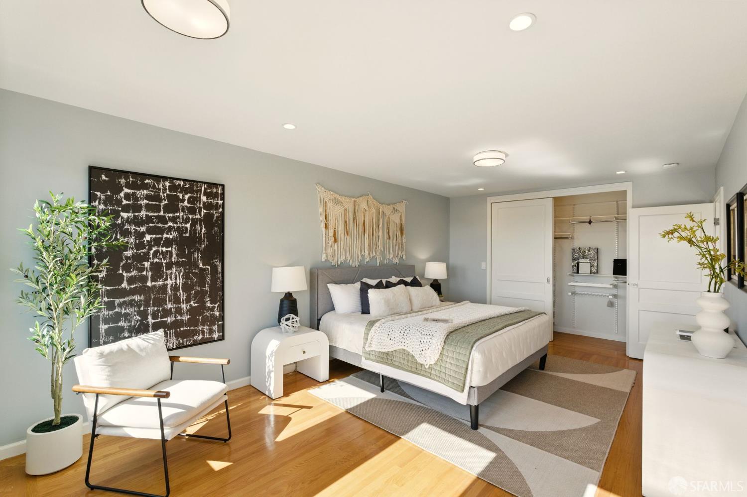 Detail Gallery Image 32 of 76 For 79 Meadowbrook Dr, San Francisco,  CA 94132 - 3 Beds | 2 Baths