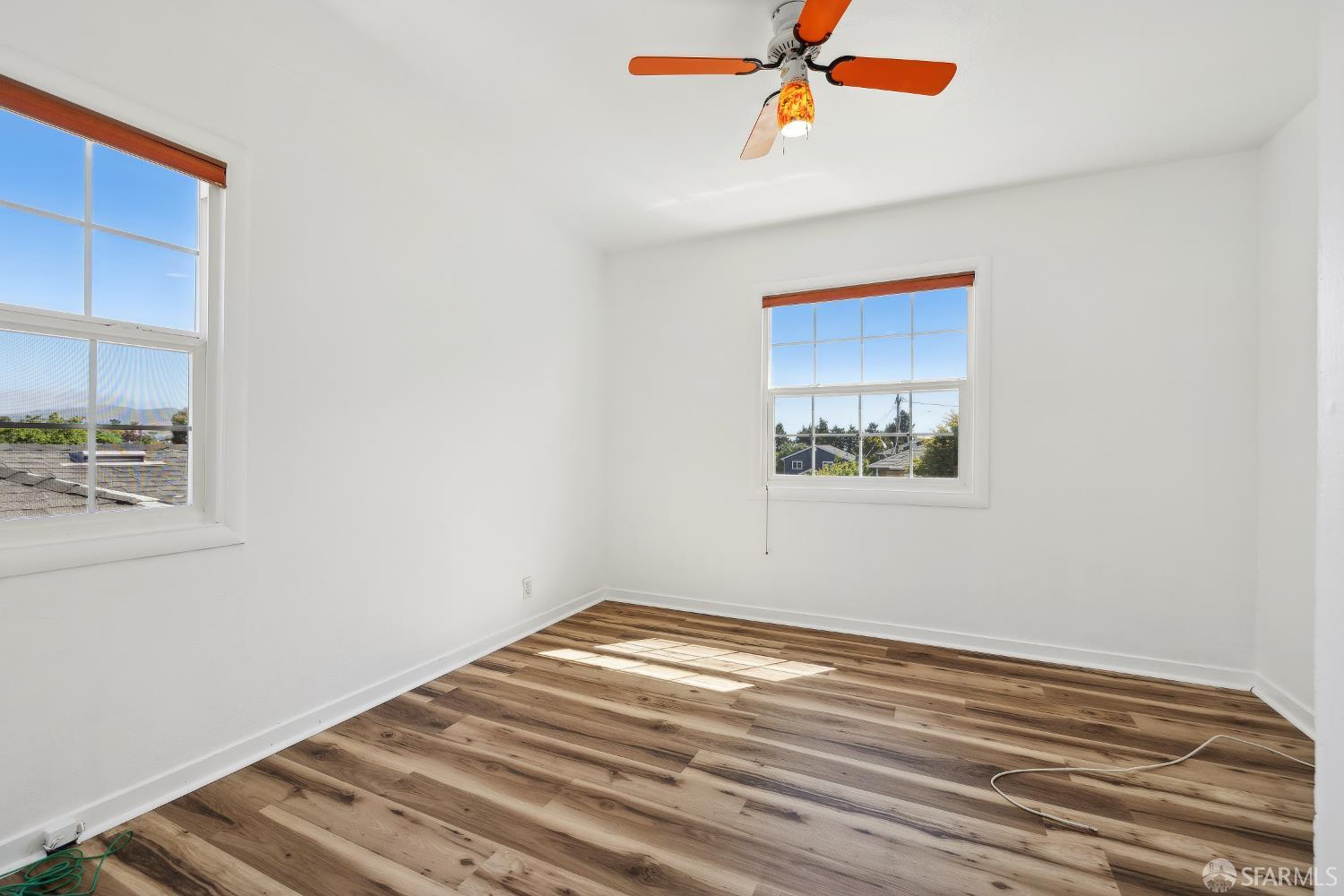Detail Gallery Image 7 of 20 For 556 Cherry Ave, San Bruno,  CA 94066 - 2 Beds | 1 Baths
