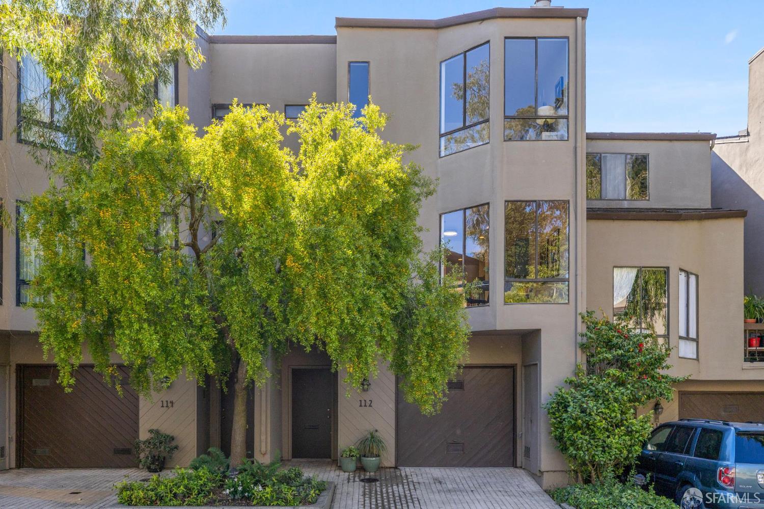 Detail Gallery Image 1 of 77 For 112 S Lake Merced Hls, San Francisco,  CA 94132 - 3 Beds | 2/1 Baths