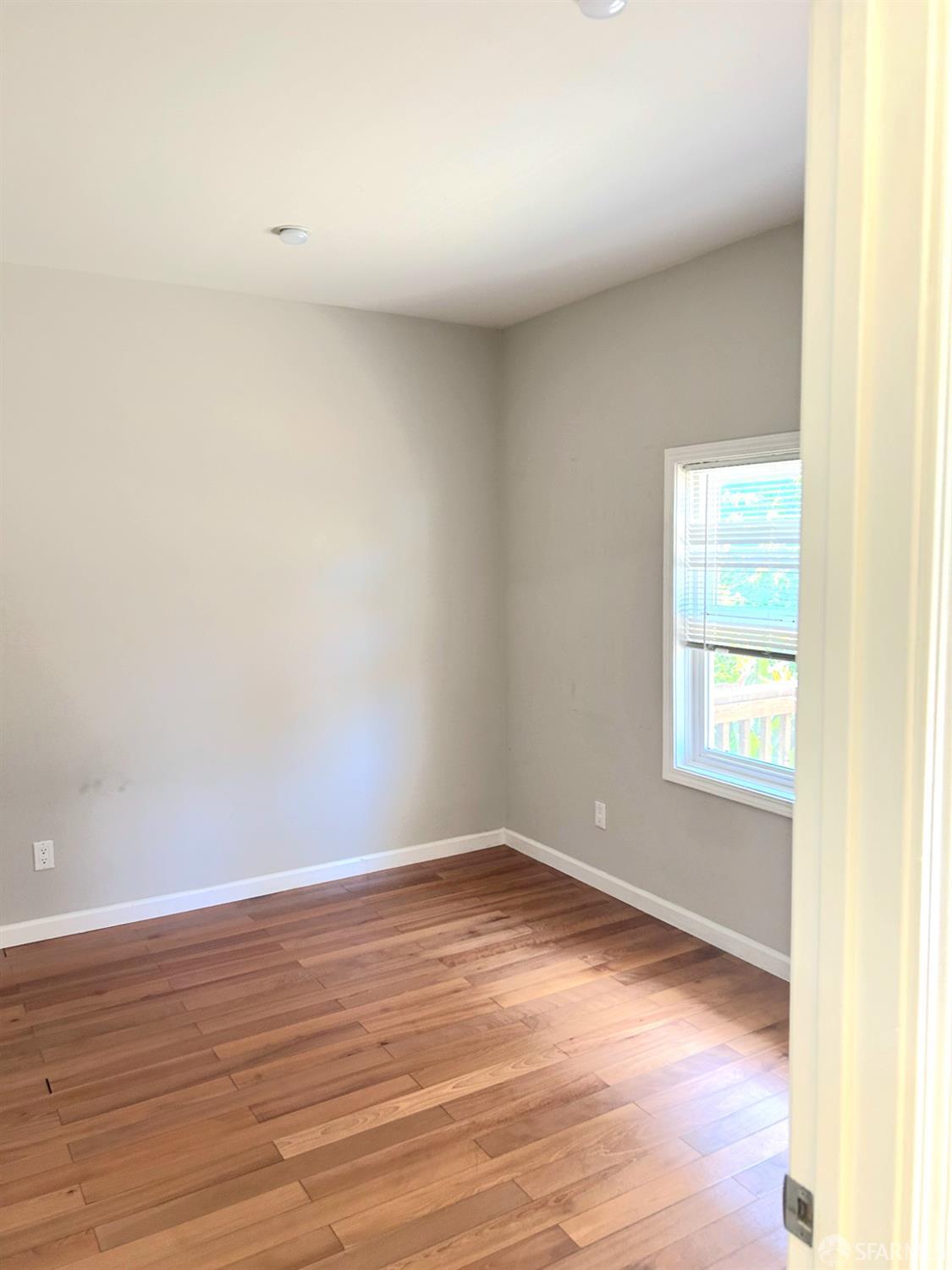 Detail Gallery Image 3 of 10 For 2339 Turk Blvd a,  San Francisco,  CA 94118 - 2 Beds | 1/1 Baths