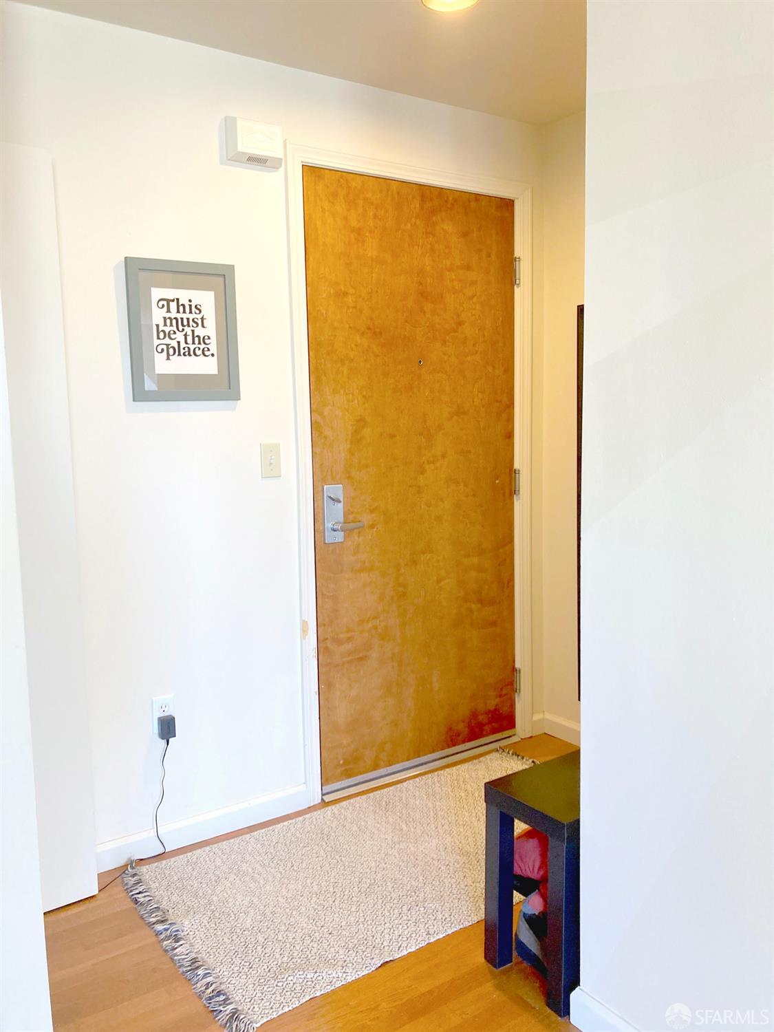 Photo #3: 425043392 Listing 