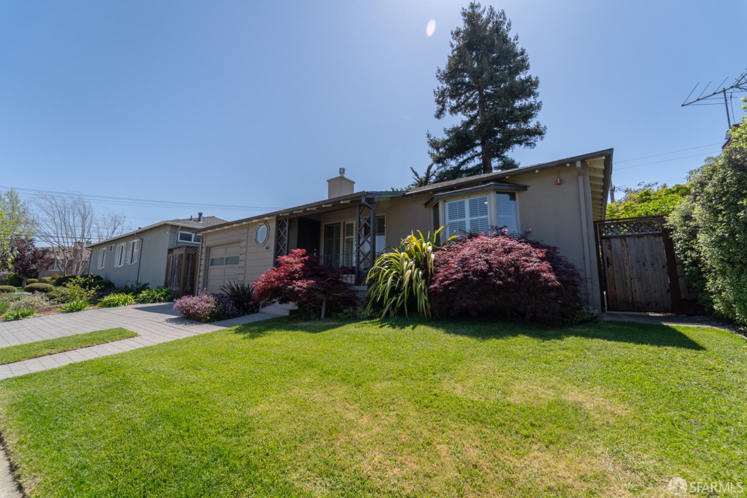 Detail Gallery Image 34 of 44 For 2514 Alameda De Las Pulgas, San Mateo,  CA 94403 - 3 Beds | 2 Baths