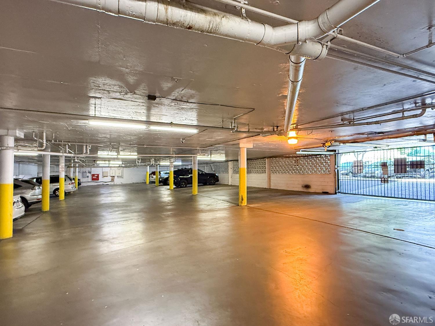 Detail Gallery Image 21 of 30 For 466 Crescent St #114,  Oakland,  CA 94610 - 3 Beds | 2 Baths