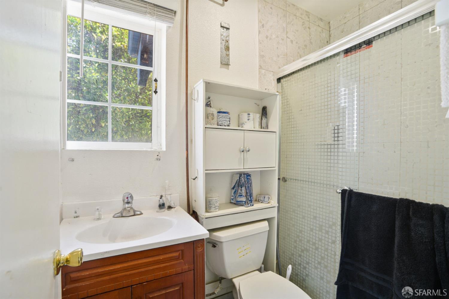 Detail Gallery Image 14 of 33 For 4600 Nelson St, Fremont,  CA 94538 - 4 Beds | 4/1 Baths