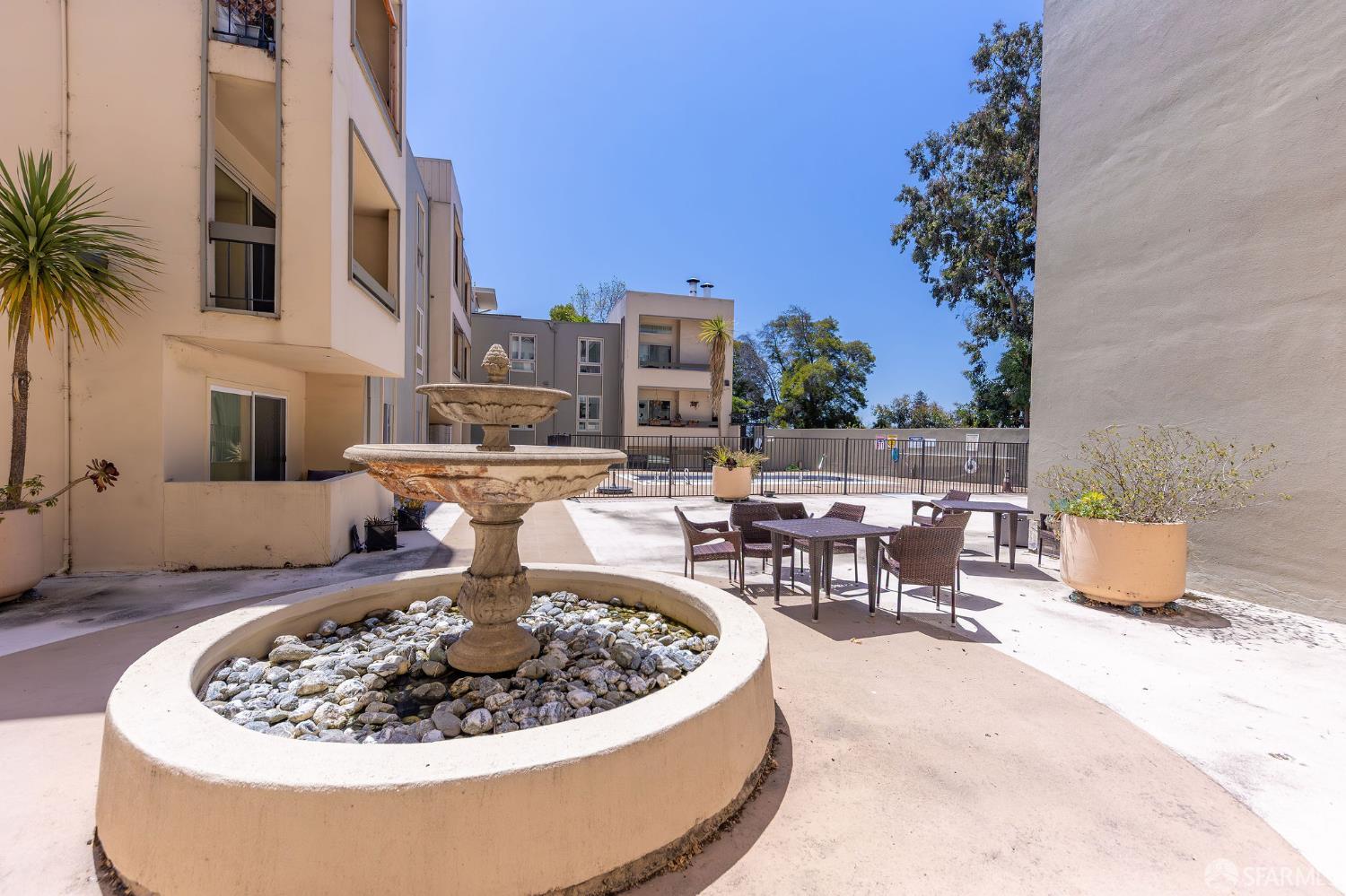 Detail Gallery Image 19 of 30 For 466 Crescent St #114,  Oakland,  CA 94610 - 3 Beds | 2 Baths