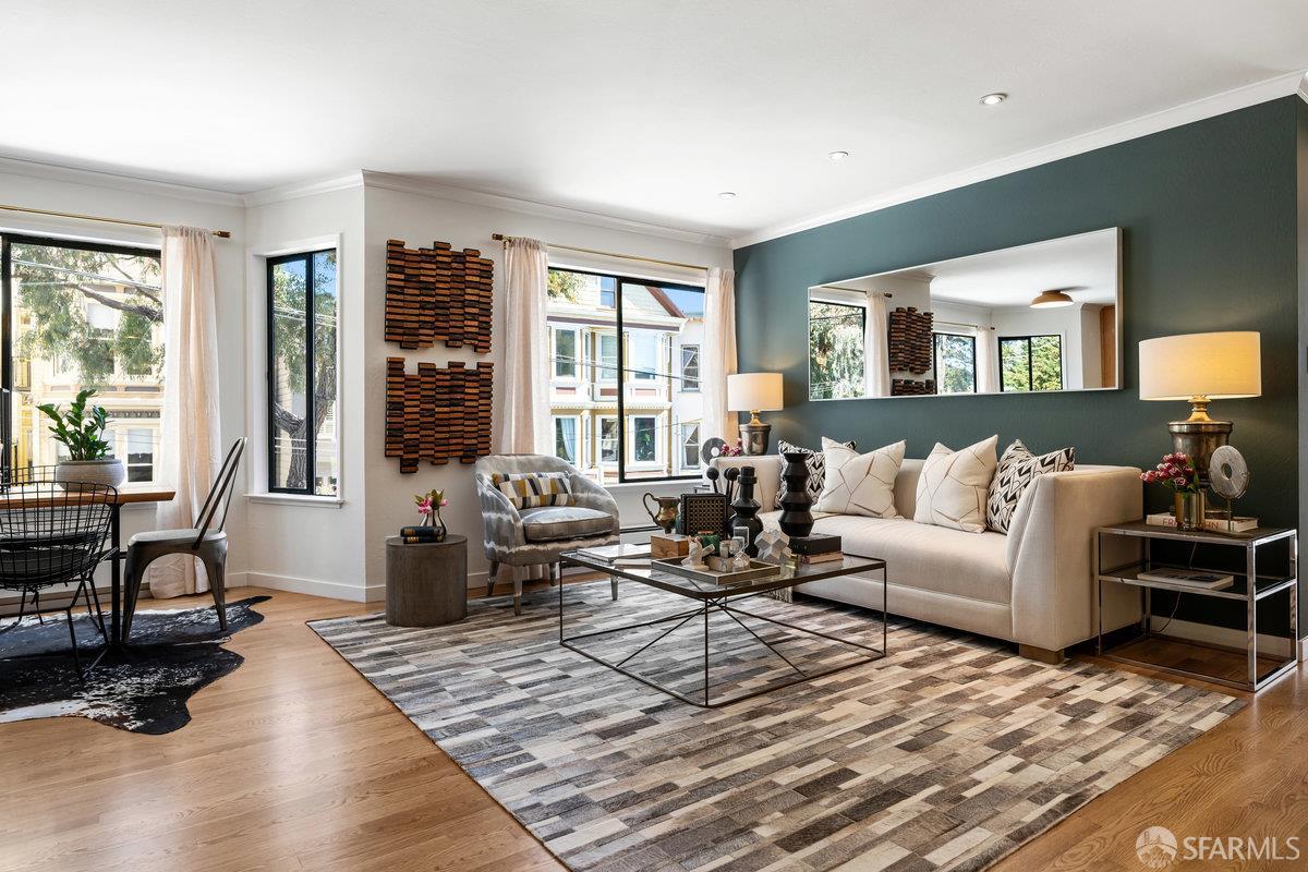 Photo #3: 425043470 Listing 