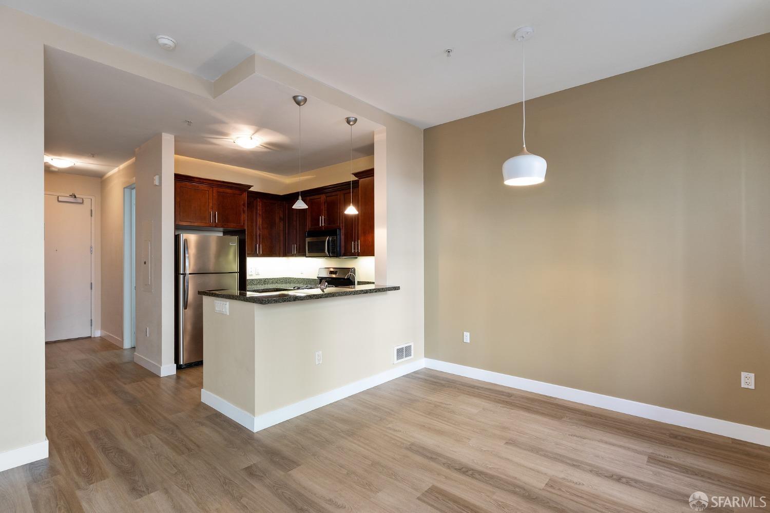 Detail Gallery Image 6 of 52 For 88 Townsend St #105,  San Francisco,  CA 94107 - 1 Beds | 1 Baths