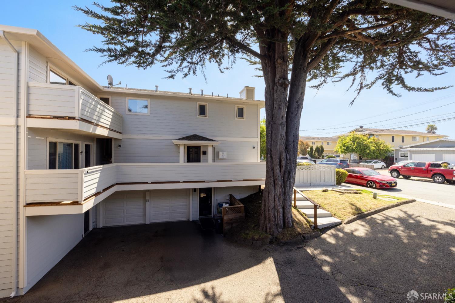 Detail Gallery Image 3 of 28 For 457 Cypress Ave, Half Moon Bay,  CA 94019 - – Beds | – Baths