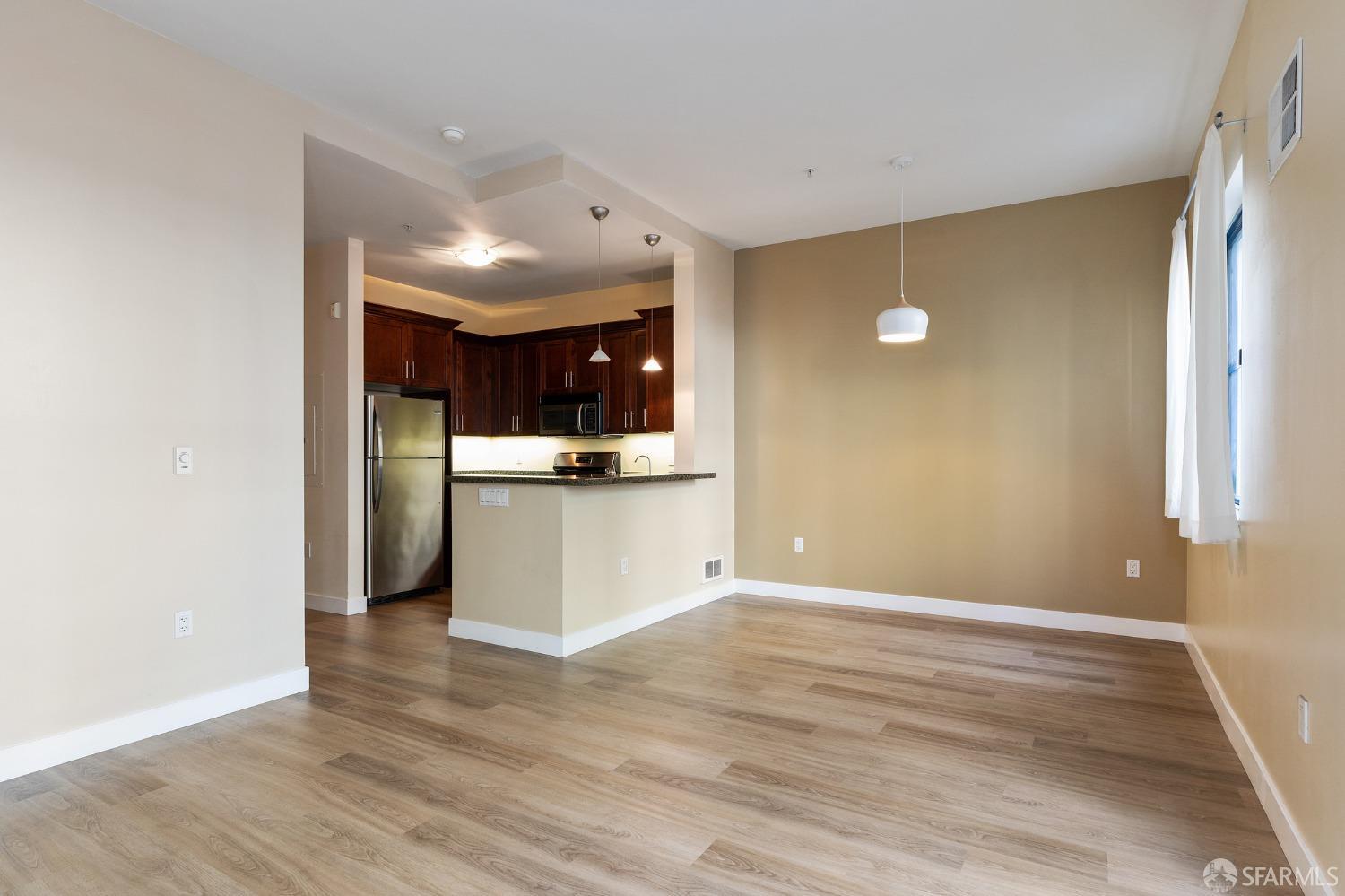 Detail Gallery Image 4 of 52 For 88 Townsend St #105,  San Francisco,  CA 94107 - 1 Beds | 1 Baths