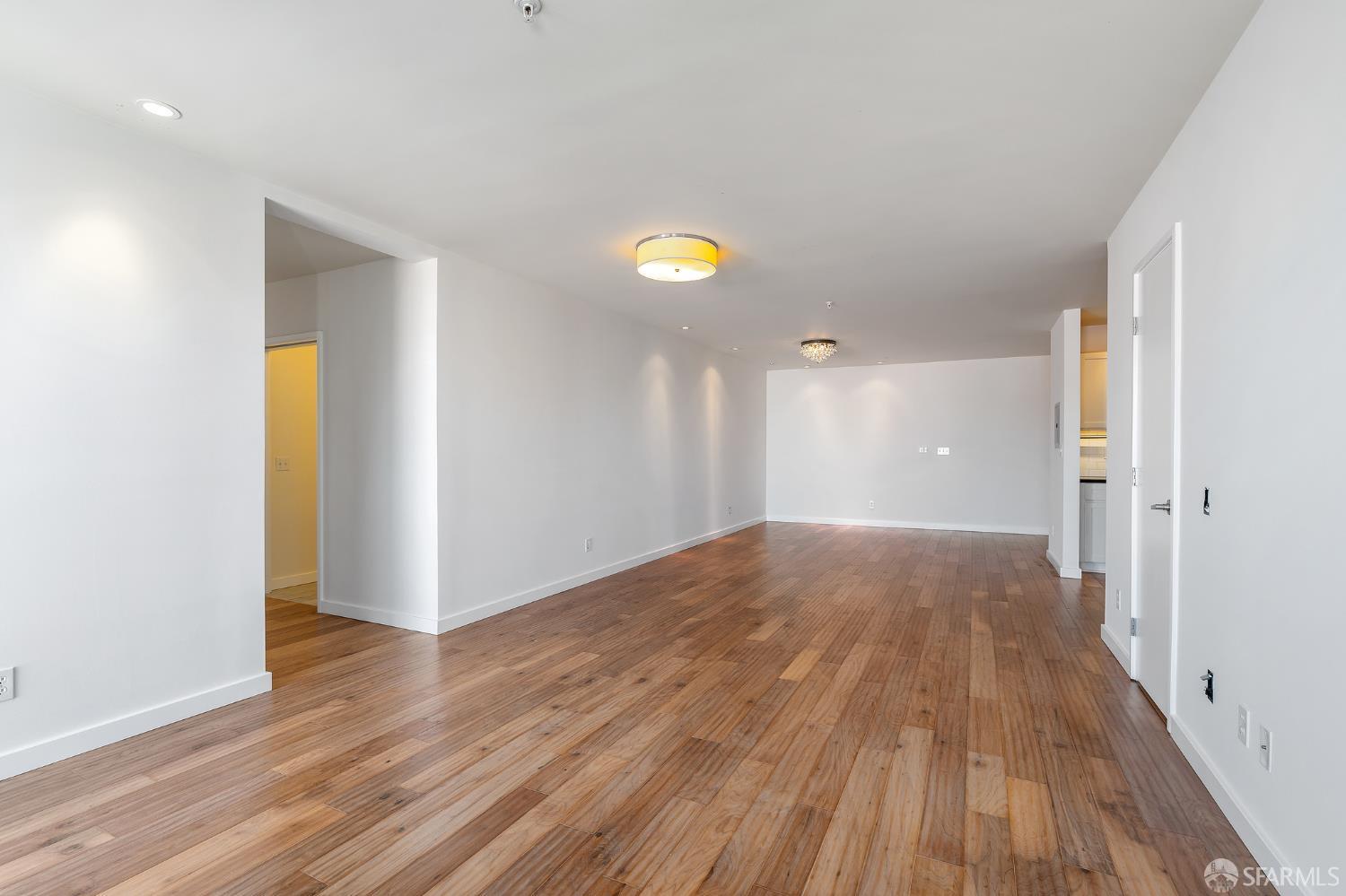 Detail Gallery Image 30 of 42 For 2208 Mission St #503,  San Francisco,  CA 94110 - 3 Beds | 2 Baths