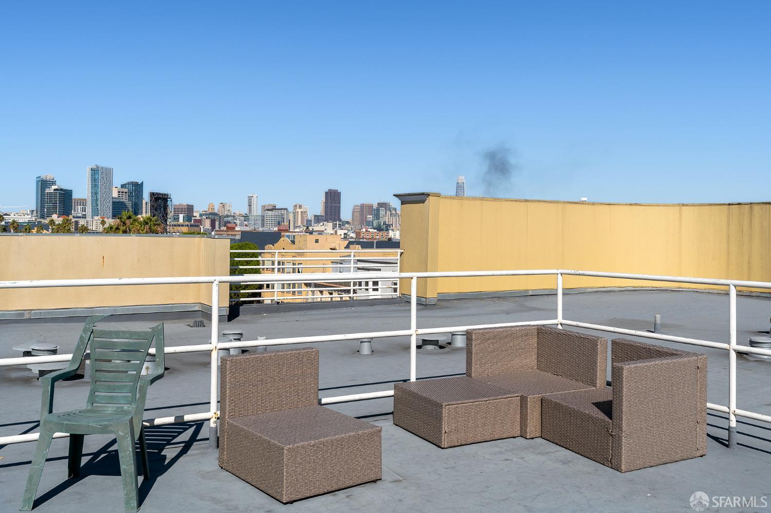 Detail Gallery Image 33 of 42 For 2208 Mission St #503,  San Francisco,  CA 94110 - 3 Beds | 2 Baths