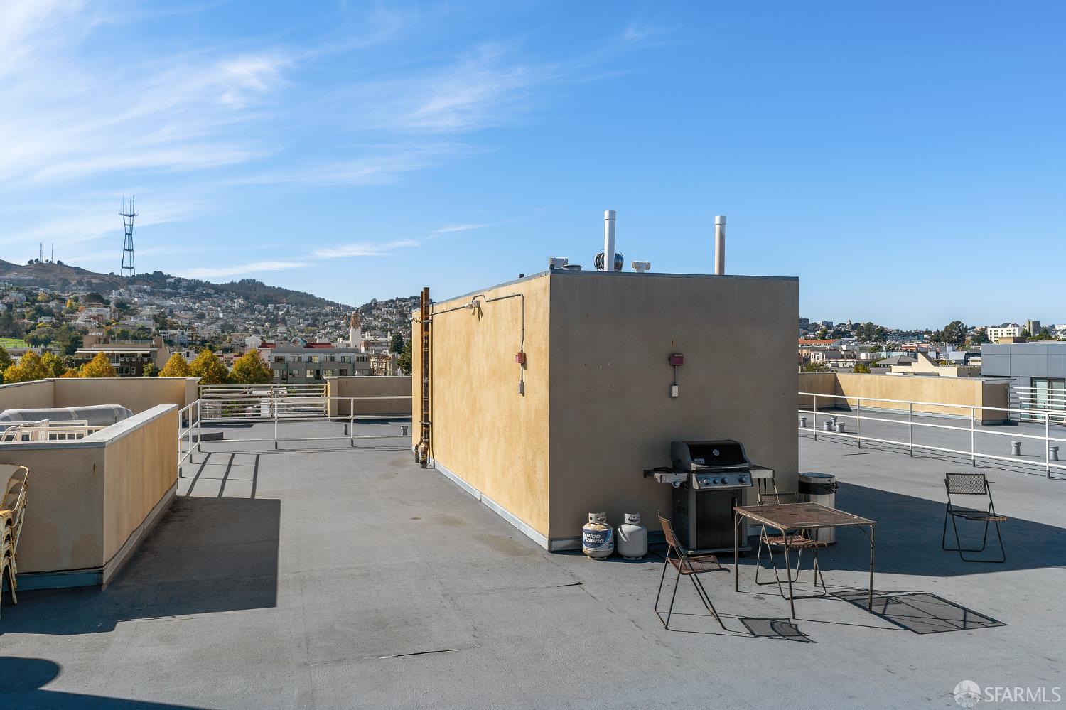 Detail Gallery Image 36 of 42 For 2208 Mission St #503,  San Francisco,  CA 94110 - 3 Beds | 2 Baths