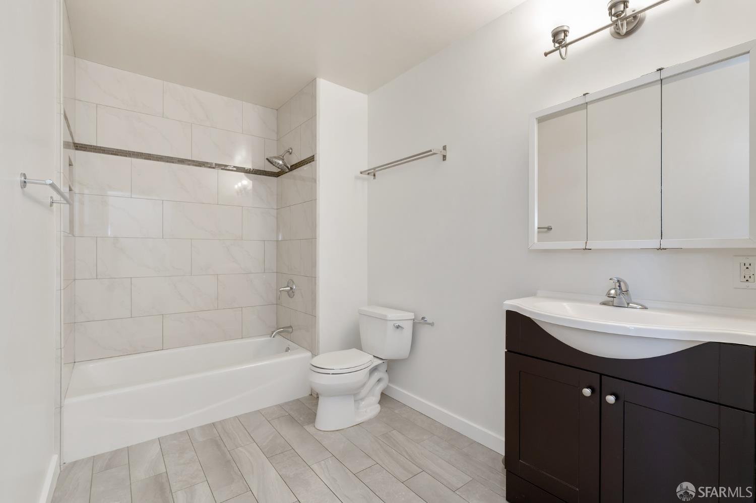Detail Gallery Image 29 of 42 For 2208 Mission St #503,  San Francisco,  CA 94110 - 3 Beds | 2 Baths