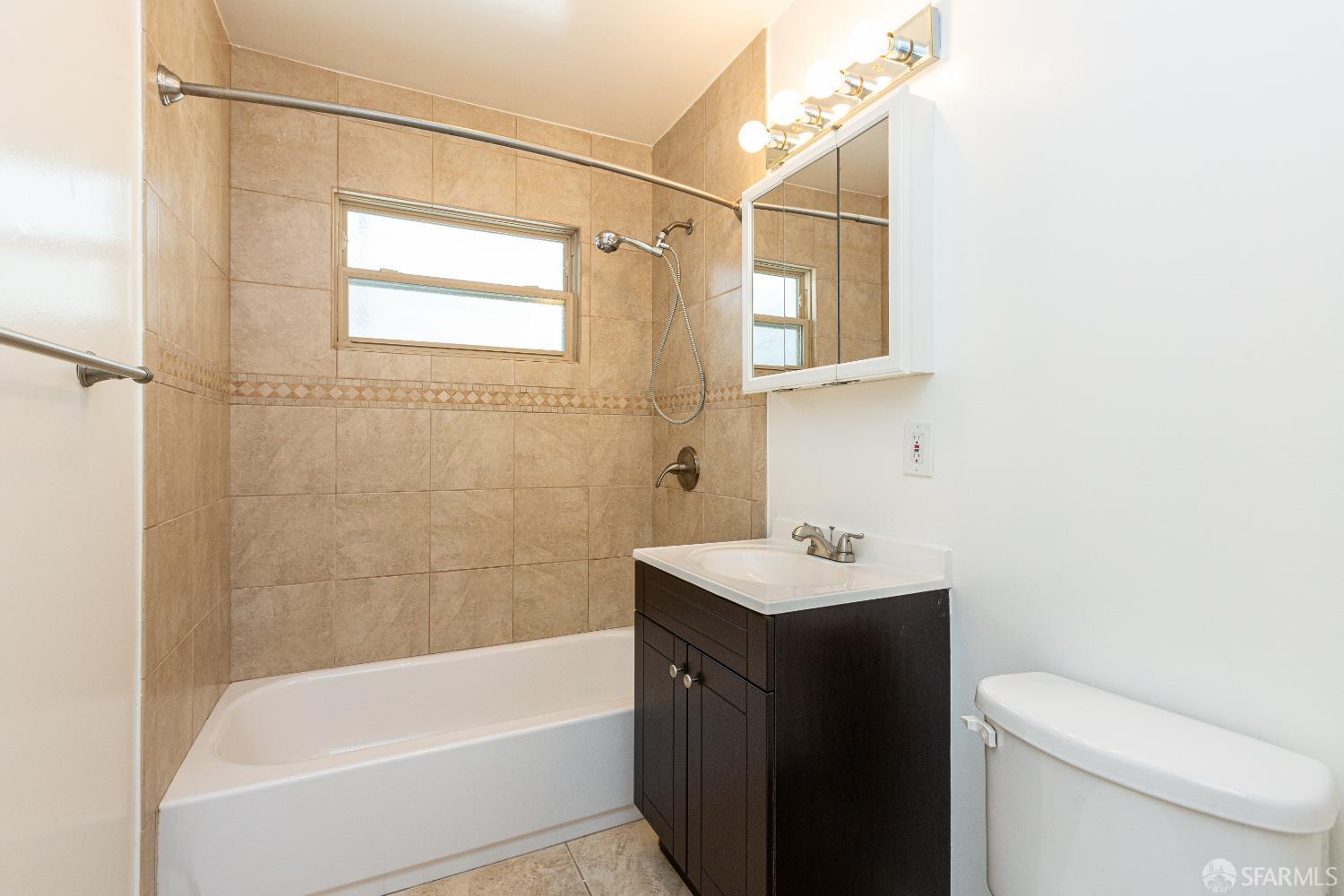 Detail Gallery Image 12 of 15 For 720 Santa Paula Ave, Sunnyvale,  CA 94085 - 3 Beds | 1/1 Baths