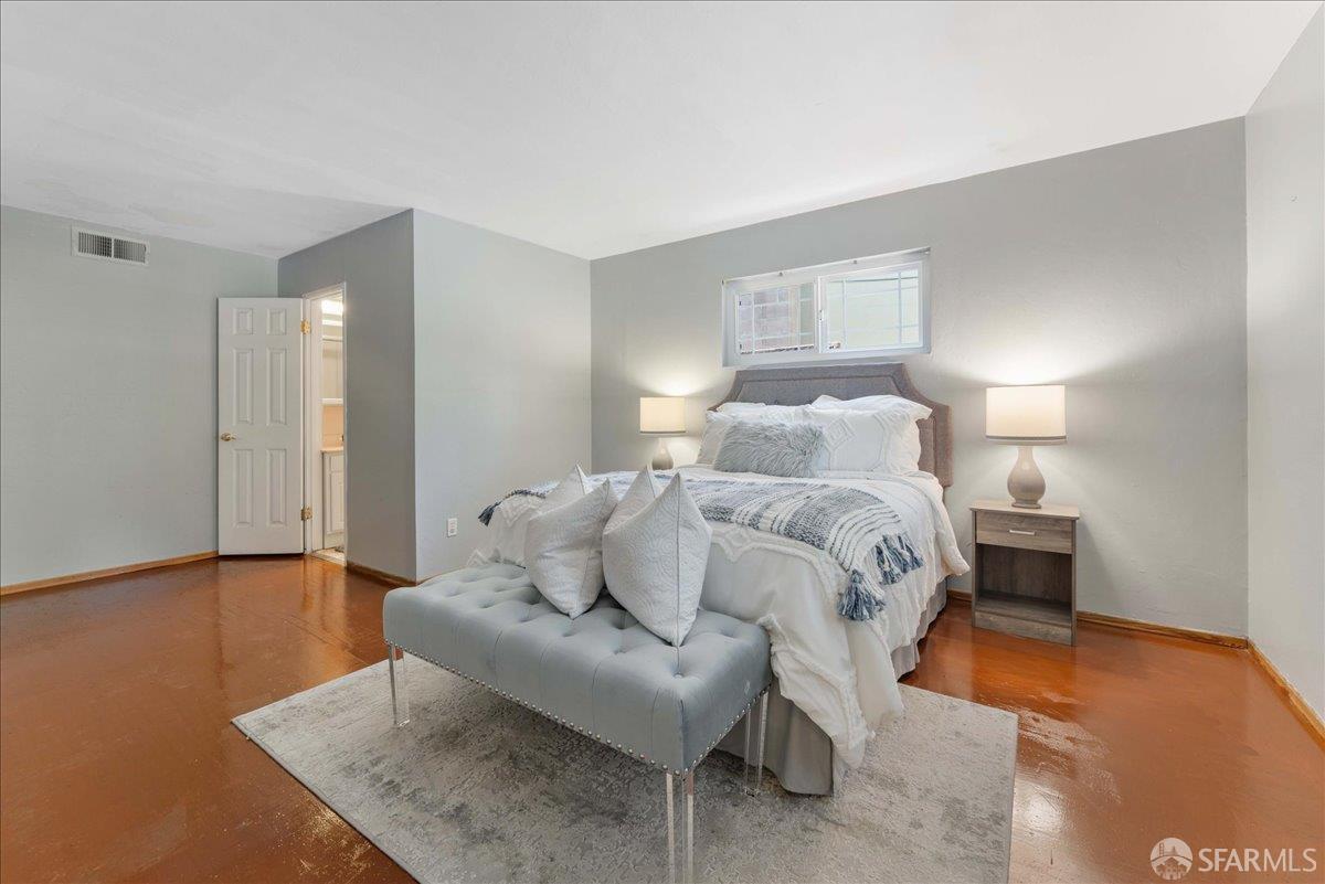 Detail Gallery Image 16 of 28 For 3572 Altamont Way, Redwood City,  CA 94062 - 3 Beds | 2 Baths