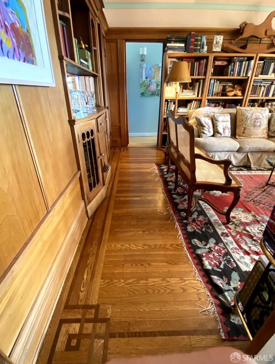Photo #3: 425044005 Listing 
