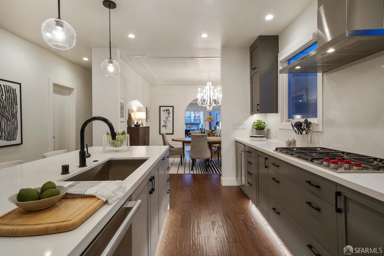 Detail Gallery Image 12 of 62 For 331 Vicente St, San Francisco,  CA 94127 - 3 Beds | 3 Baths