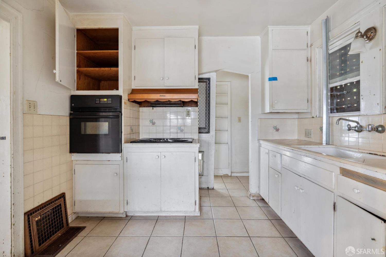 Detail Gallery Image 26 of 45 For 4770 Tompkins Ave, Oakland,  CA 94619 - – Beds | – Baths