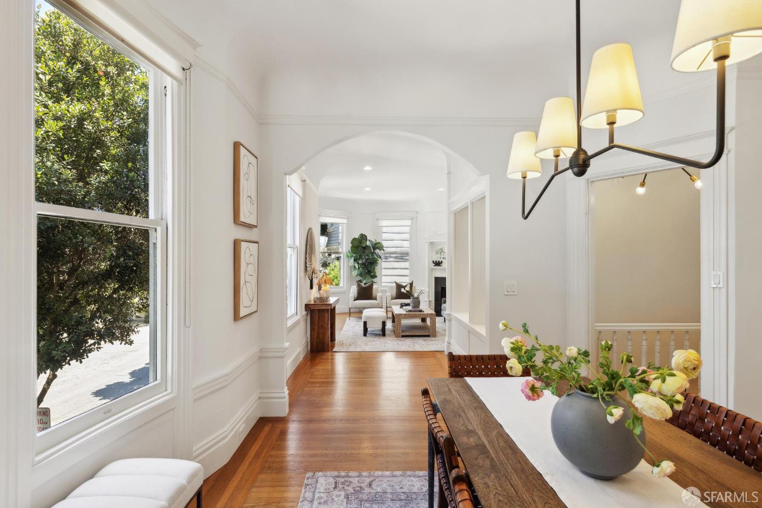 Photo #3: 425039657 Listing 