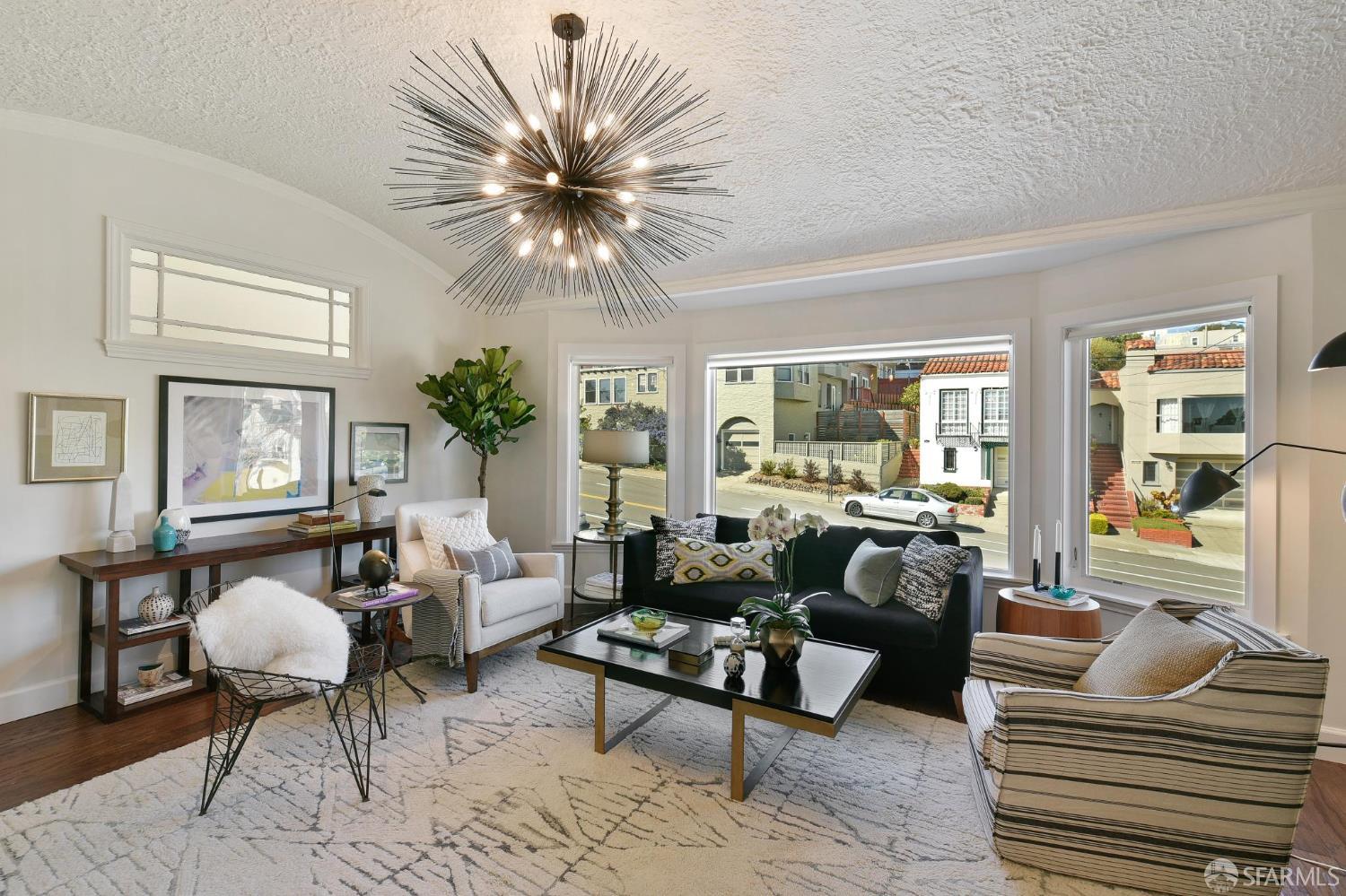 Detail Gallery Image 7 of 62 For 331 Vicente St, San Francisco,  CA 94127 - 3 Beds | 3 Baths