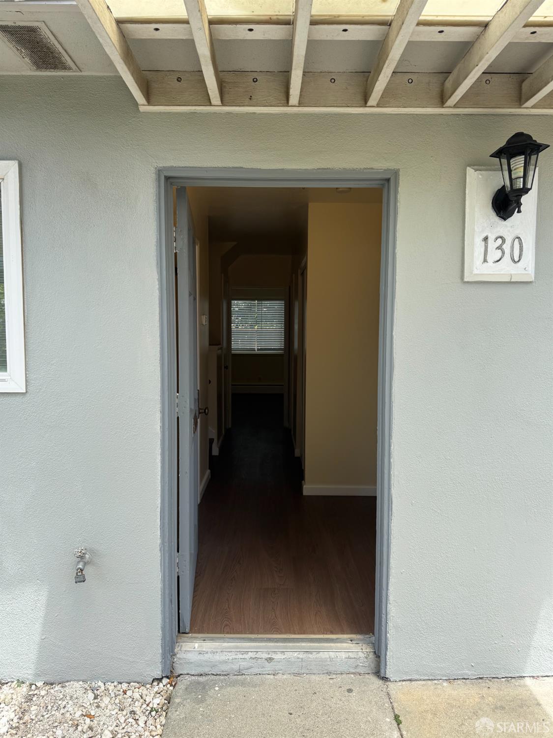 Photo #2: 425043847 Listing 