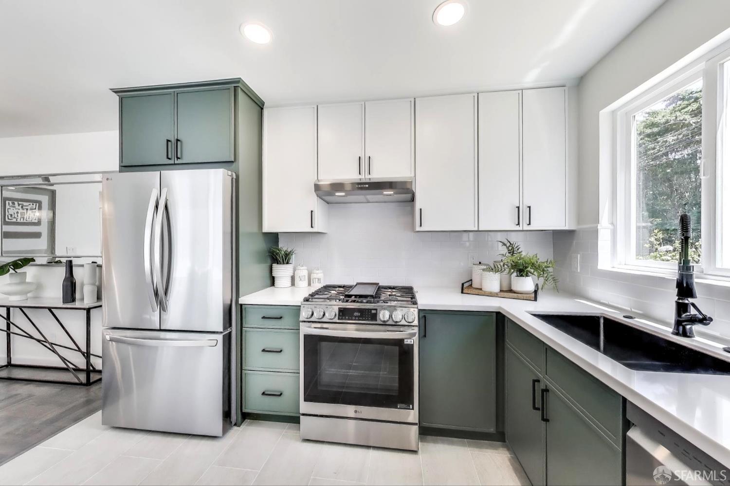 Detail Gallery Image 12 of 27 For 69 Fairway Dr, Daly City,  CA 94015 - 3 Beds | 2 Baths