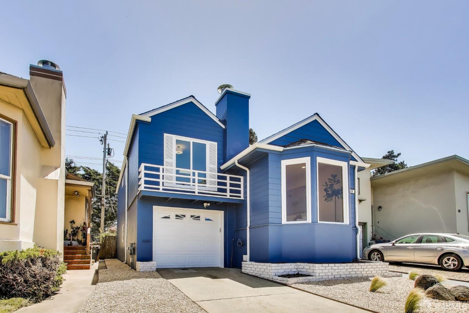 Detail Gallery Image 2 of 27 For 69 Fairway Dr, Daly City,  CA 94015 - 3 Beds | 2 Baths