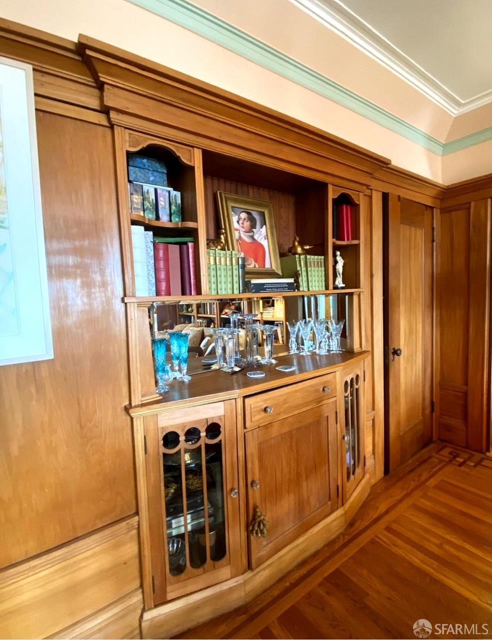 Photo #2: 425044005 Listing 